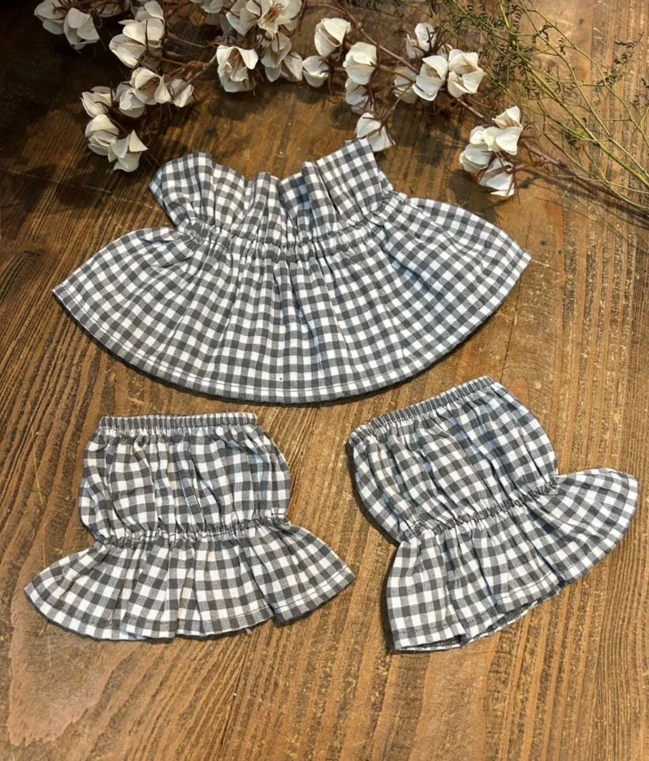 Cuello + puños cuadros