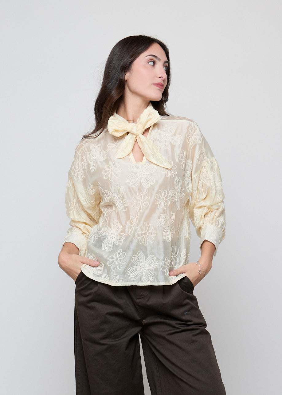 Blusa Semi transparente