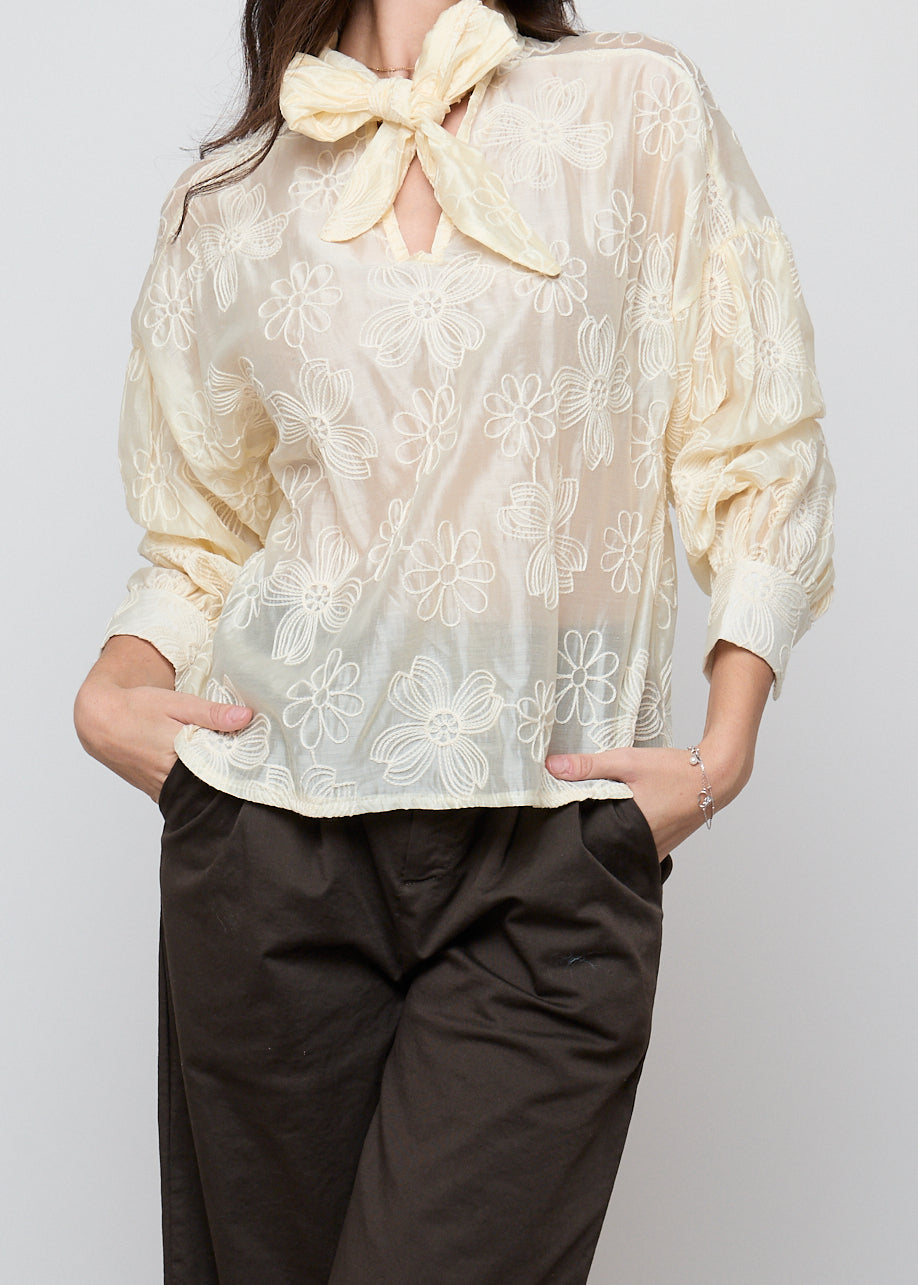 Blusa Semi transparente