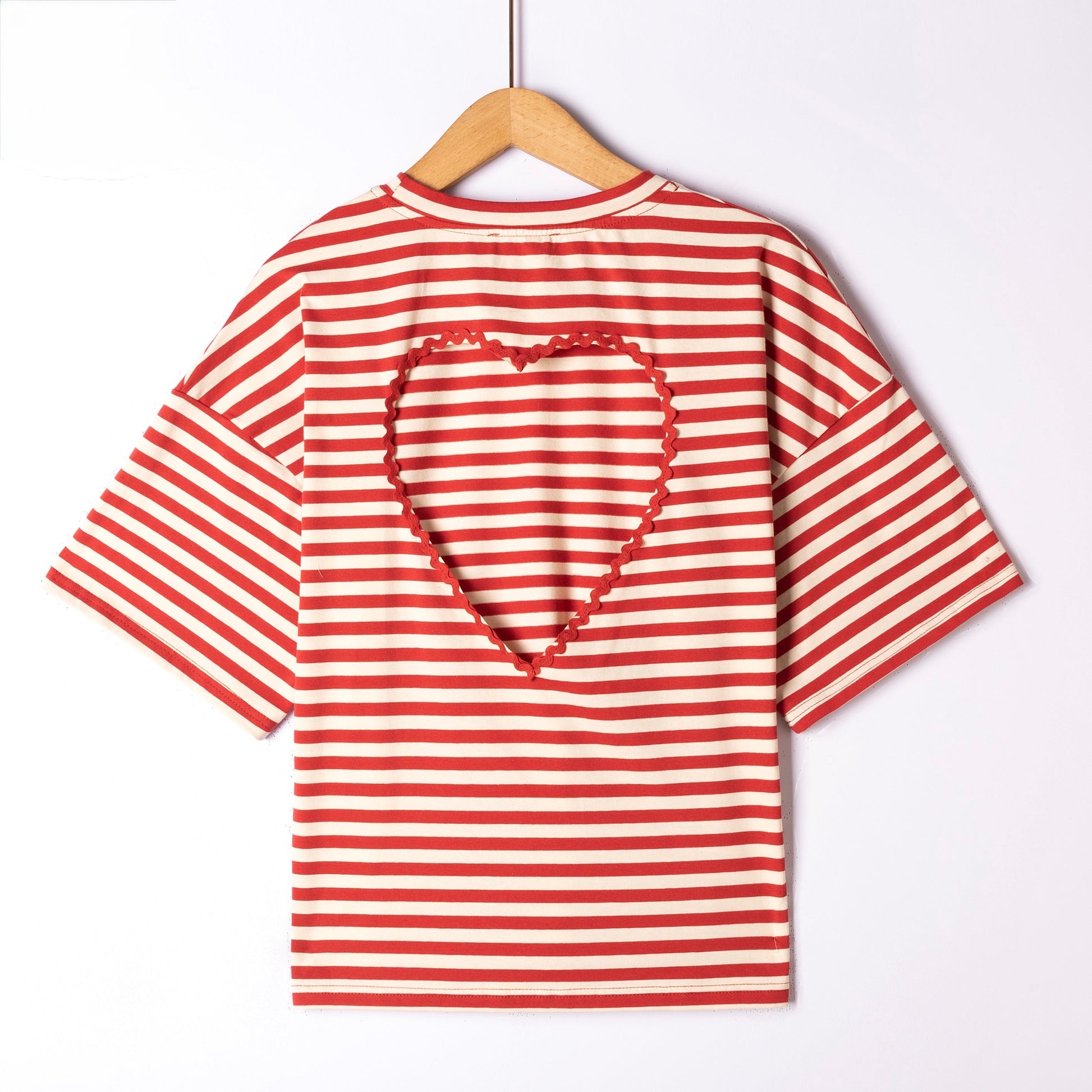 Camiseta Corazón Rayas