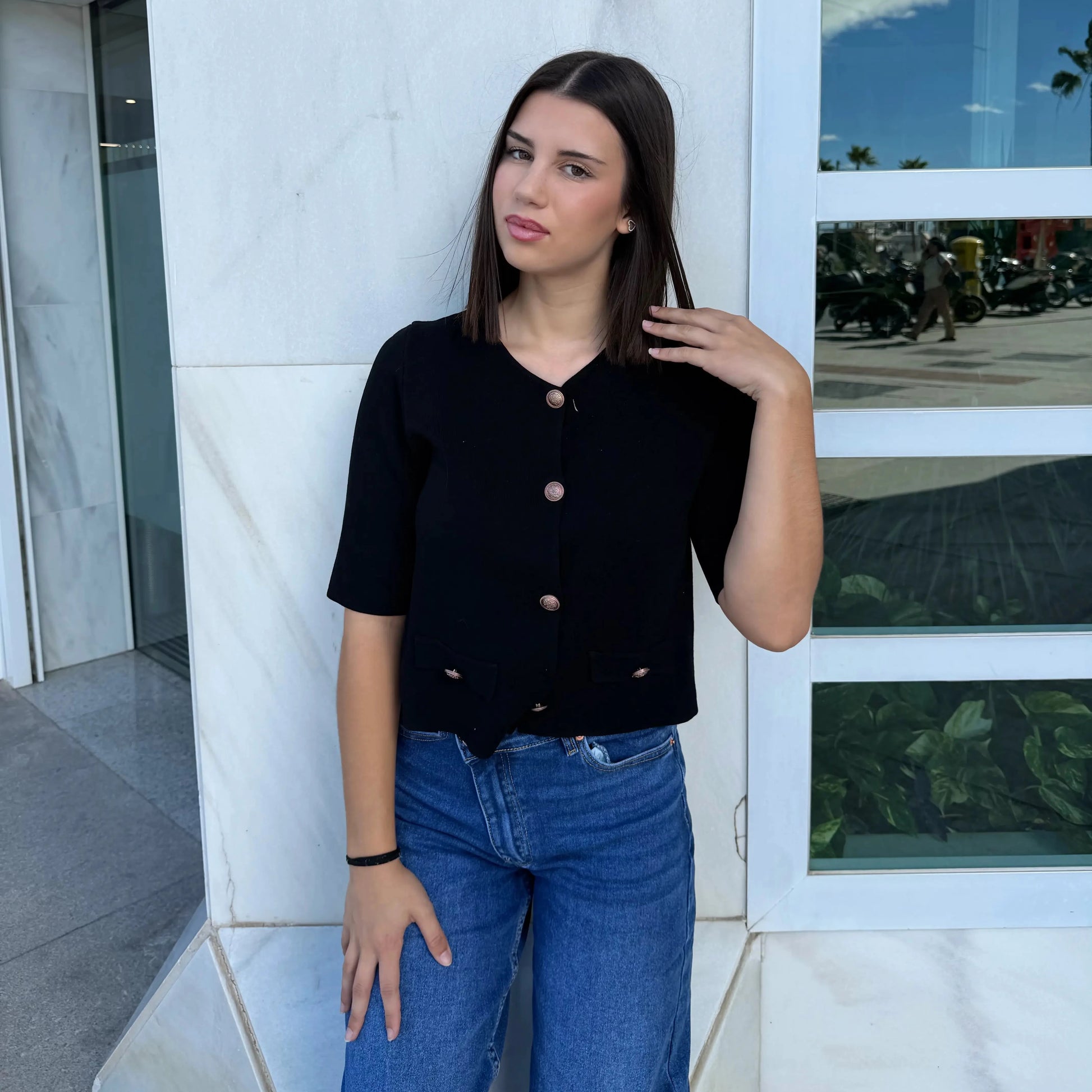 Camiseta Elegancia Negro