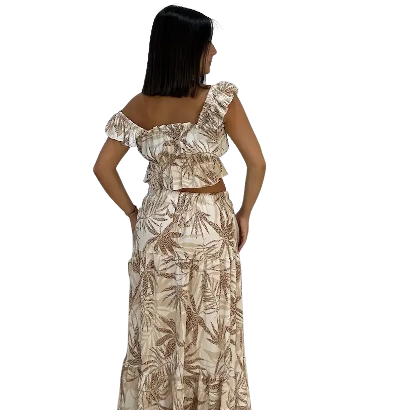 Conjunto Tropical marrón